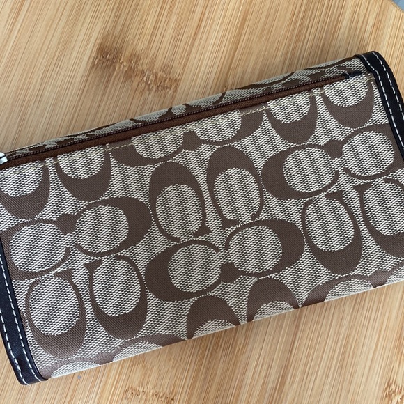 Trifold Coach wallet. - Picture 2 of 3